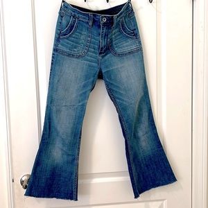 Abercrombie & Fitch Signature Collection | High Rise Wide Leg Flare Jean